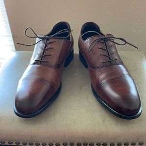 Kenneth Cole Reaction Edge Flex lace ups sz 9 US